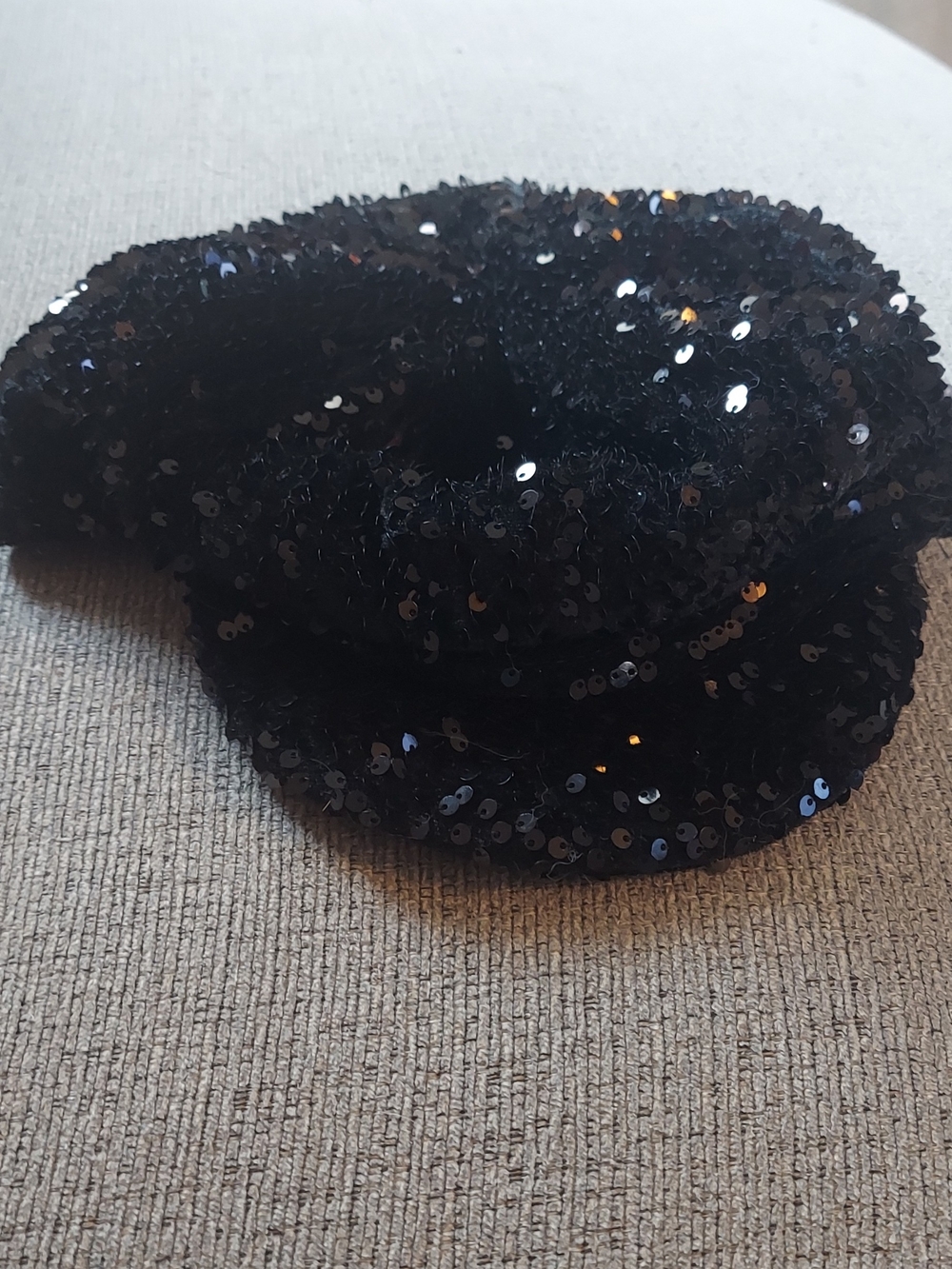 Women's Black Sequin Newsboy Cap - Picture 5 of 5